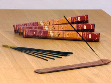 PRECIOUS CHANDAN INCENSE STICKS 20PCS HEM